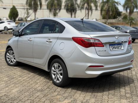 HYUNDAI HB 20 Sedan 1.6 16V 4P FLEX COMFORT AUTOM�TICO, Foto 4