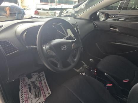 HYUNDAI HB 20 Sedan 1.6 16V 4P FLEX COMFORT PLUS, Foto 12