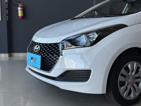 HYUNDAI HB 20 Sedan 1.6 16V 4P FLEX COMFORT PLUS, Foto 4