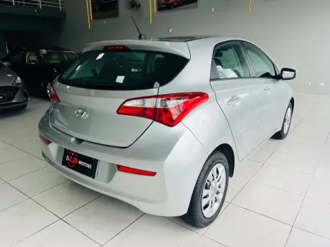 HYUNDAI HB 20 Sedan 1.0 12V 4P FLEX COMFORT PLUS, Foto 9