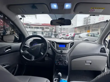 HYUNDAI HB 20 Sedan 1.6 16V 4P FLEX COMFORT AUTOM�TICO, Foto 3