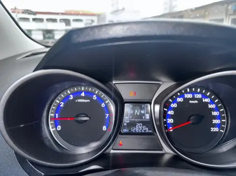 HYUNDAI HB 20 Sedan 1.6 16V 4P FLEX COMFORT AUTOM�TICO, Foto 11