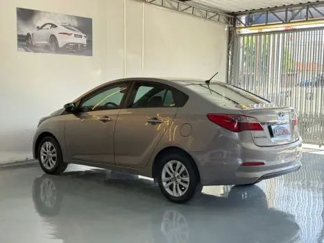 HYUNDAI HB 20 Sedan 1.6 16V 4P FLEX COMFORT PLUS AUTOM�TICO, Foto 7