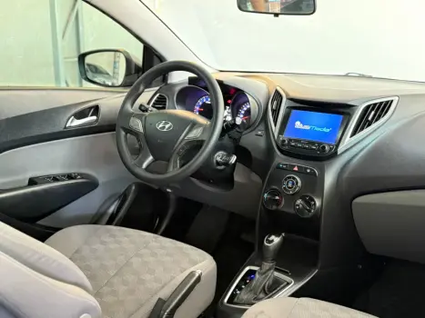 HYUNDAI HB 20 Sedan 1.6 16V 4P FLEX COMFORT PLUS AUTOM�TICO, Foto 9