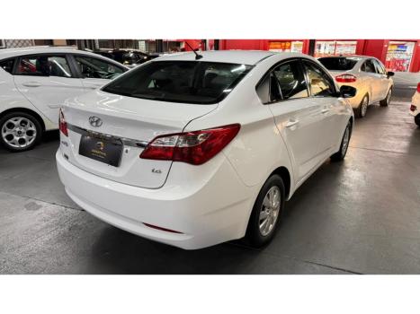 HYUNDAI HB 20 Sedan 1.6 16V 4P FLEX COMFORT PLUS, Foto 4