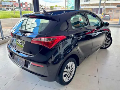 HYUNDAI HB 20 Sedan 1.0 12V 4P FLEX COMFORT PLUS, Foto 3