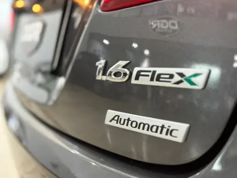 HYUNDAI HB 20 Sedan 1.6 16V 4P FLEX PREMIUM AUTOM�TICO, Foto 10