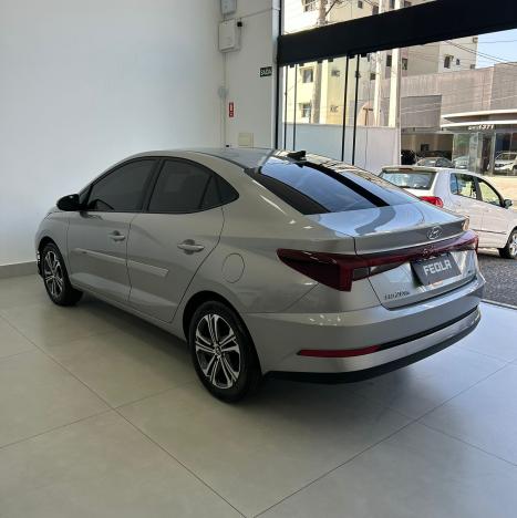 HYUNDAI HB 20 Sedan 1.0 12V 4P FLEX TGDI TURBO COMFORT AUTOM�TICO, Foto 4