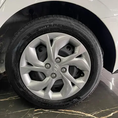 HYUNDAI HB 20 Sedan 1.0 12V 4P FLEX COMFORT PLUS, Foto 9