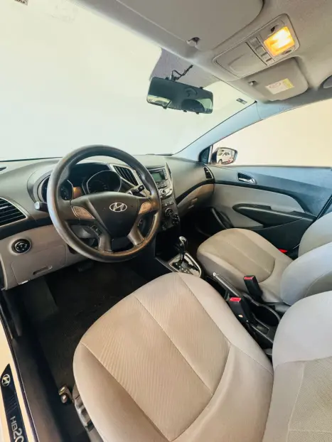 HYUNDAI HB 20 Sedan 1.6 16V 4P FLEX PREMIUM AUTOM�TICO, Foto 8