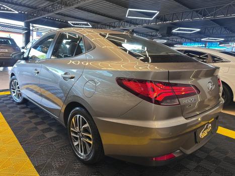 HYUNDAI HB 20 Sedan 1.0 12V 4P FLEX TGDI TURBO EVOLUTION AUTOM�TICO, Foto 4