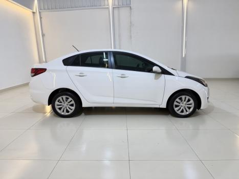 HYUNDAI HB 20 Sedan 1.0 12V 4P FLEX COMFORT PLUS, Foto 4