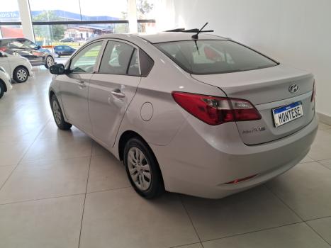 HYUNDAI HB 20 Sedan 1.0 12V 4P FLEX COMFORT PLUS, Foto 3