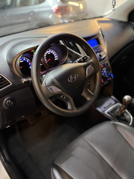 HYUNDAI HB 20 Sedan 1.0 12V 4P FLEX COMFORT PLUS FOR YOU, Foto 7