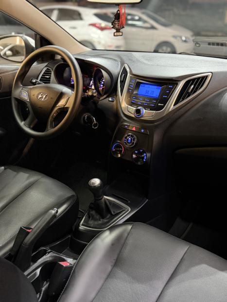 HYUNDAI HB 20 Sedan 1.0 12V 4P FLEX COMFORT PLUS FOR YOU, Foto 12