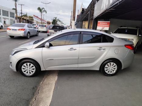 HYUNDAI HB 20 Sedan 1.6 16V 4P FLEX COMFORT PLUS AUTOM�TICO, Foto 13