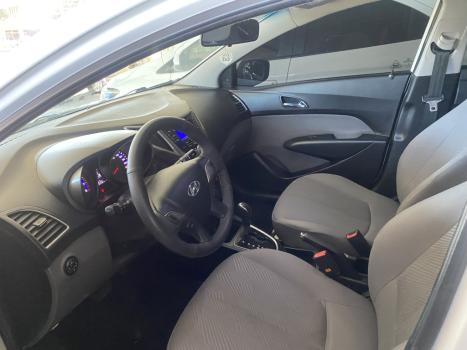 HYUNDAI HB 20 Sedan 1.6 16V 4P FLEX PREMIUM AUTOM�TICO, Foto 3