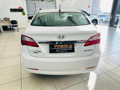 HYUNDAI HB 20 Sedan 1.6 16V 4P FLEX COMFORT PLUS, Foto 4
