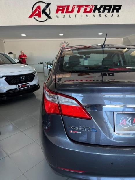 HYUNDAI HB 20 Sedan 1.6 16V 4P FLEX PREMIUM AUTOM�TICO, Foto 9