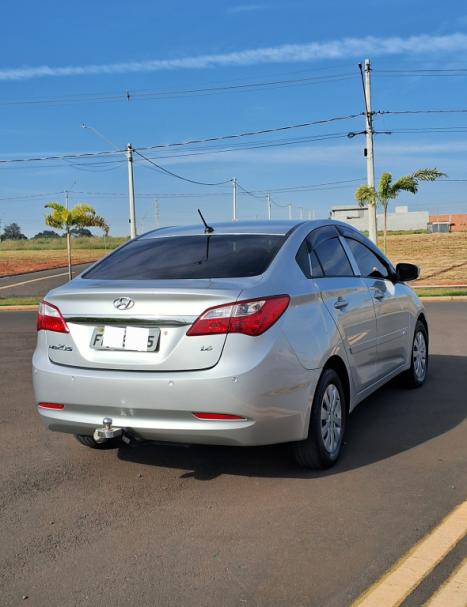 HYUNDAI HB 20 Sedan 1.6 16V 4P FLEX COMFORT PLUS, Foto 5