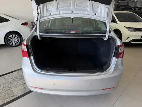 HYUNDAI HB 20 Sedan 1.6 16V 4P FLEX PREMIUM AUTOM�TICO, Foto 7