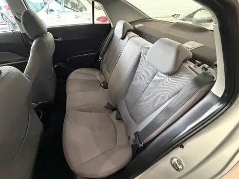 HYUNDAI HB 20 Sedan 1.6 16V 4P FLEX PREMIUM AUTOM�TICO, Foto 9