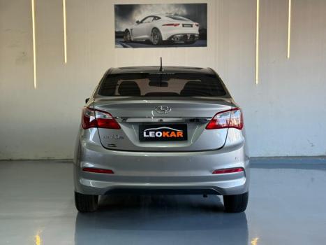 HYUNDAI HB 20 Sedan 1.0 12V 4P FLEX UNIQUE, Foto 6