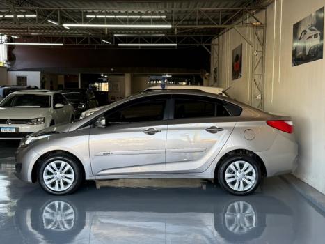 HYUNDAI HB 20 Sedan 1.0 12V 4P FLEX UNIQUE, Foto 8