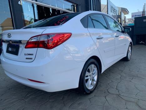 HYUNDAI HB 20 Sedan 1.6 16V 4P FLEX PREMIUM AUTOM�TICO, Foto 4