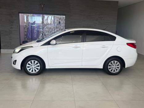 HYUNDAI HB 20 Sedan 1.6 16V 4P FLEX PREMIUM AUTOM�TICO, Foto 3