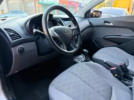HYUNDAI HB 20 Sedan 1.6 16V 4P FLEX COMFORT PLUS AUTOM�TICO, Foto 17