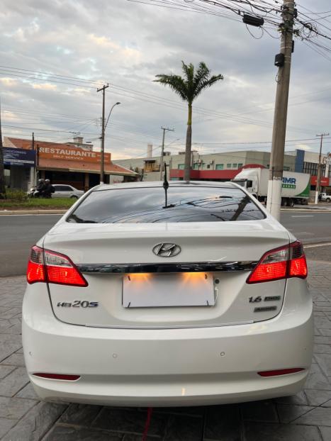 HYUNDAI HB 20 Sedan 1.6 16V 4P FLEX PREMIUM, Foto 4