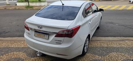 HYUNDAI HB 20 Sedan 1.6 16V 4P FLEX COMFORT PLUS AUTOM�TICO, Foto 6