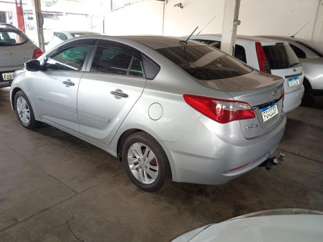 HYUNDAI HB 20 Sedan 1.6 16V 4P FLEX PREMIUM AUTOM�TICO, Foto 3