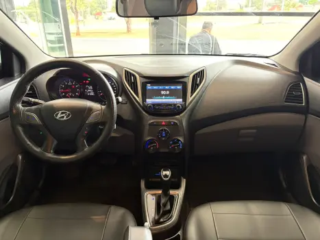 HYUNDAI HB 20 Sedan 1.6 16V 4P FLEX COMFORT PLUS AUTOM�TICO, Foto 13