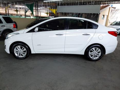 HYUNDAI HB 20 Sedan 1.6 16V 4P FLEX PREMIUM AUTOM�TICO, Foto 3