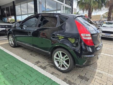 HYUNDAI I30 2.0 16V 4P, Foto 2