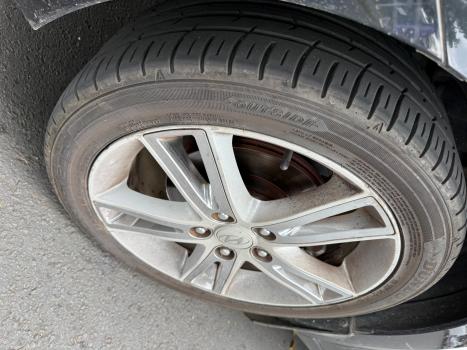 HYUNDAI I30 2.0 16V 4P, Foto 9