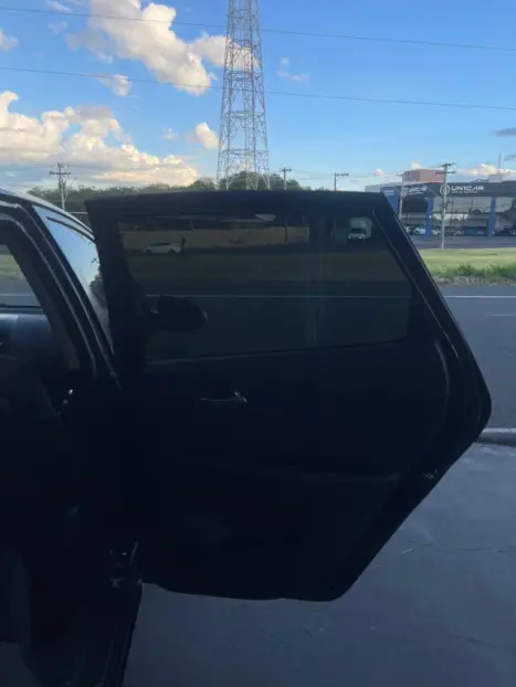 HYUNDAI I30 2.0 16V 4P GLS AUTOMTICO, Foto 6