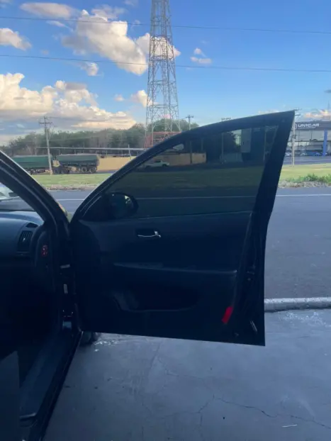 HYUNDAI I30 2.0 16V 4P GLS AUTOMTICO, Foto 9