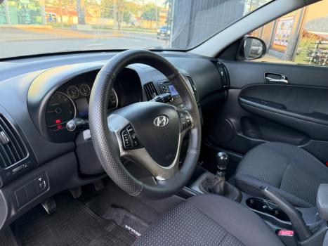 HYUNDAI I30 2.0 16V 4P, Foto 6