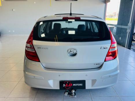 HYUNDAI I30 2.0 16V 4P GLS AUTOM�TICO, Foto 8