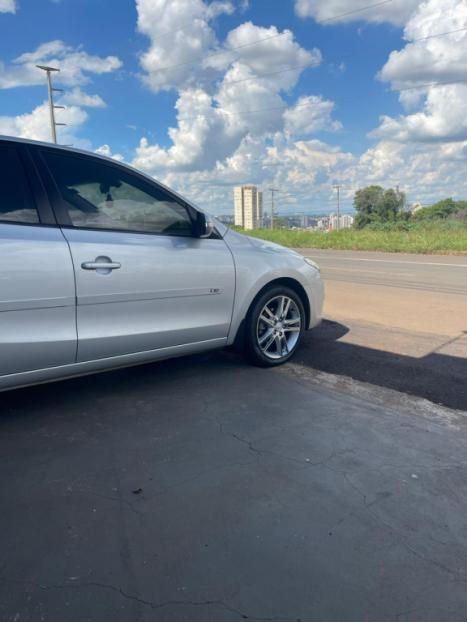 HYUNDAI I30 2.0 16V 4P AUTOM�TICO, Foto 6