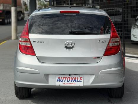 HYUNDAI I30 2.0 16V 4P GLS AUTOM�TICO, Foto 3