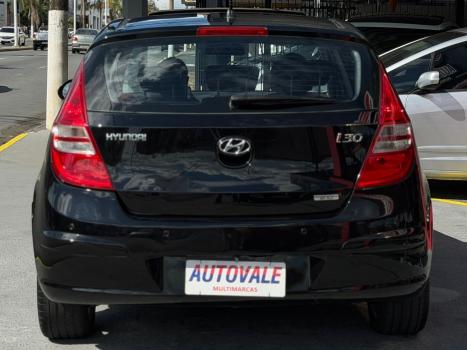 HYUNDAI I30 2.0 16V 4P GLS AUTOM�TICO, Foto 3