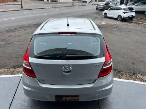 HYUNDAI I30 2.0 16V 4P, Foto 4