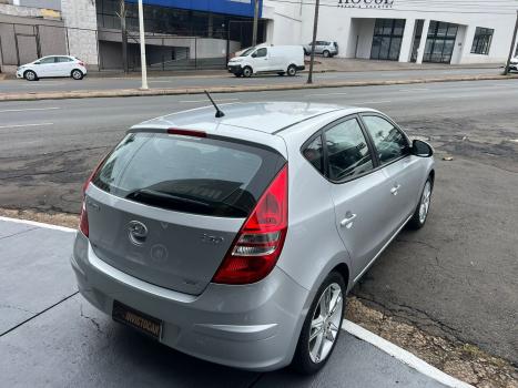 HYUNDAI I30 2.0 16V 4P, Foto 6
