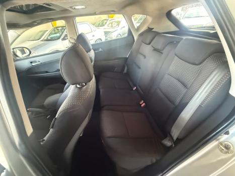 HYUNDAI I30 2.0 16V 4P GLS AUTOM�TICO, Foto 6