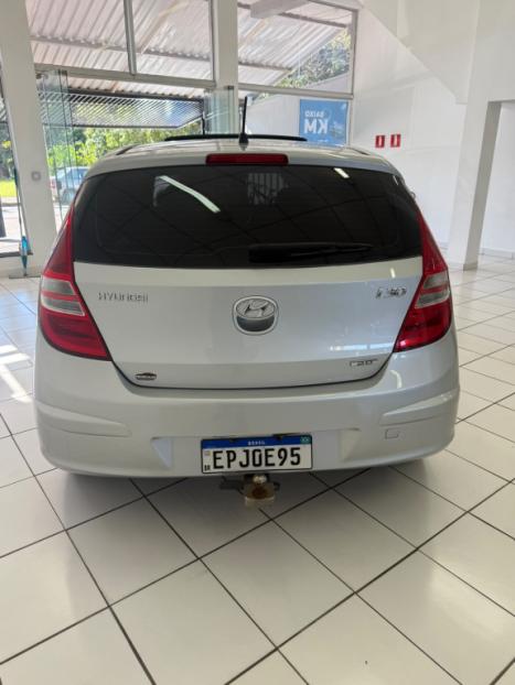HYUNDAI I30 2.0 16V 4P GLS AUTOM�TICO, Foto 3