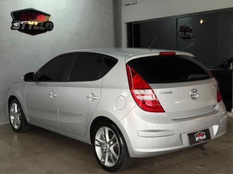 HYUNDAI I30 2.0 16V 4P GLS AUTOM�TICO, Foto 3